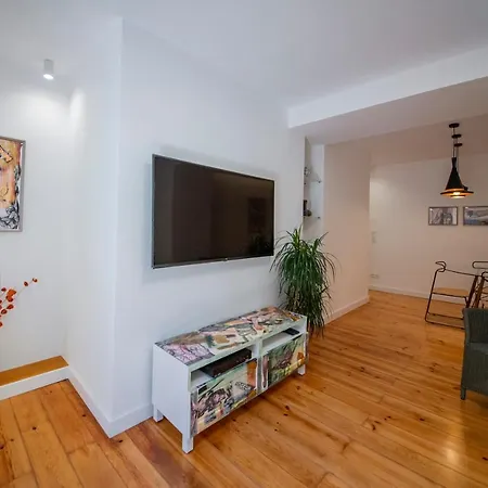 Serene Hideaway In Chiado * Lisbon