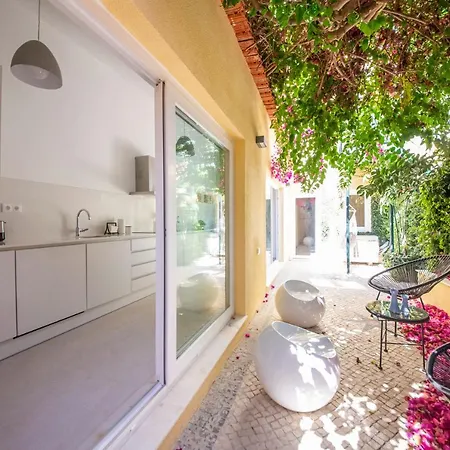 Lejlighed Chiado Oasis With Private Garden By Nestatlisbon