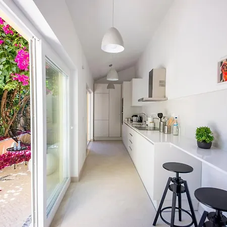 Chiado Oasis With Private Garden By Nestatlisbon * Lisboa