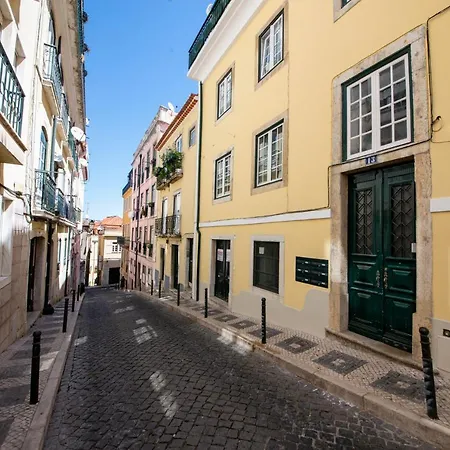 Chiado Oasis With Private Garden By Nestatlisbon