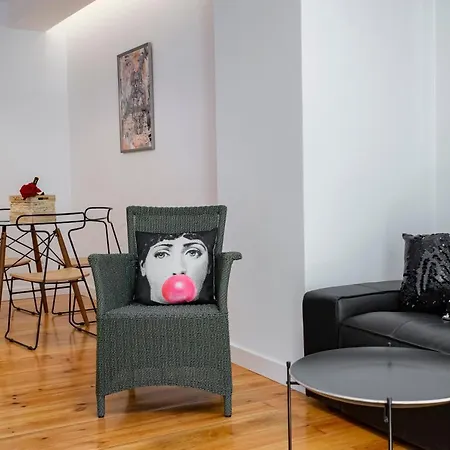 Serene Hideaway In Chiado Apartman